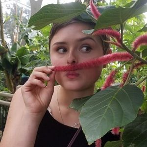 Meet your Posher, Hannah